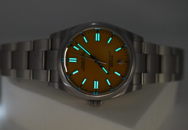 Rolex 126000 OYSTER PERPETUAL 36 YELLOW DIAL 2021 WARRANTY FULL SET - Image 11