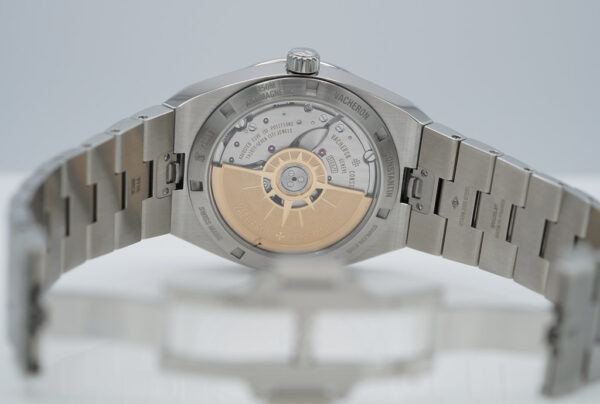 Vacheron CONSTANTIN OVERSEAS 4500V STAINLESS STEEL BLUE DIAL 2022 FULL SET - Image 8