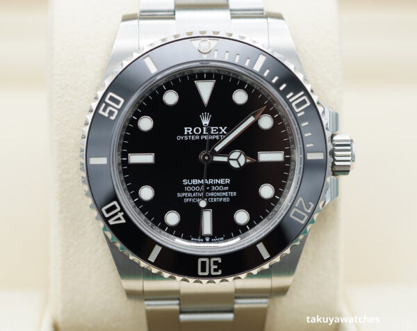 Rolex 124060 SUBMARINER NO DATE 41MM 2020 WARRANTY COMPLETE SET