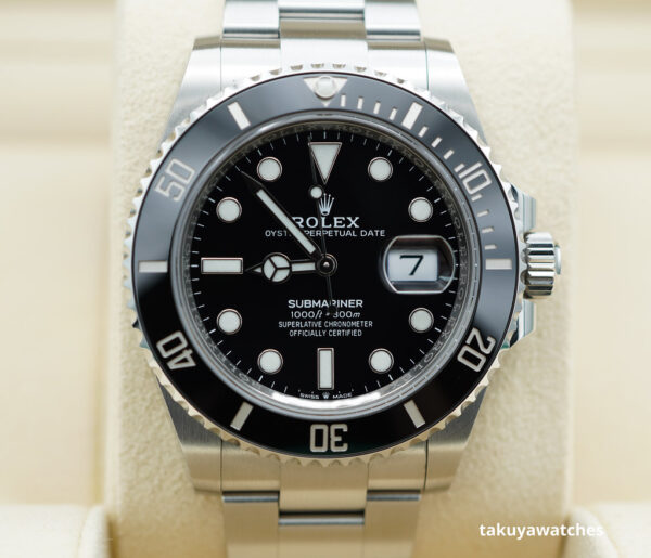 Rolex 126610LN SUBMARINER DATE 41 NEW MODEL 2021 WARRANTY COMPLETE SET