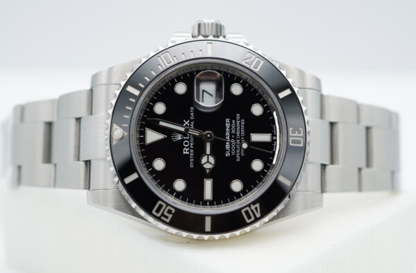 Rolex 126610LN SUBMARINER DATE 41 NEW MODEL 2021 WARRANTY COMPLETE SET - Image 10