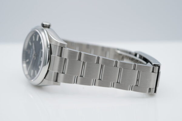 Rolex 126000 OYSTER PERPETUAL 36 BLACK DIAL 2023 WARRANTY FULL SET - Image 5