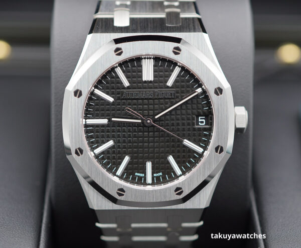BRAND NEW Audemars PIGUET ROYAL OAK 15510ST STAINLESS STEEL BLACK DIAL 2023 FULL SET