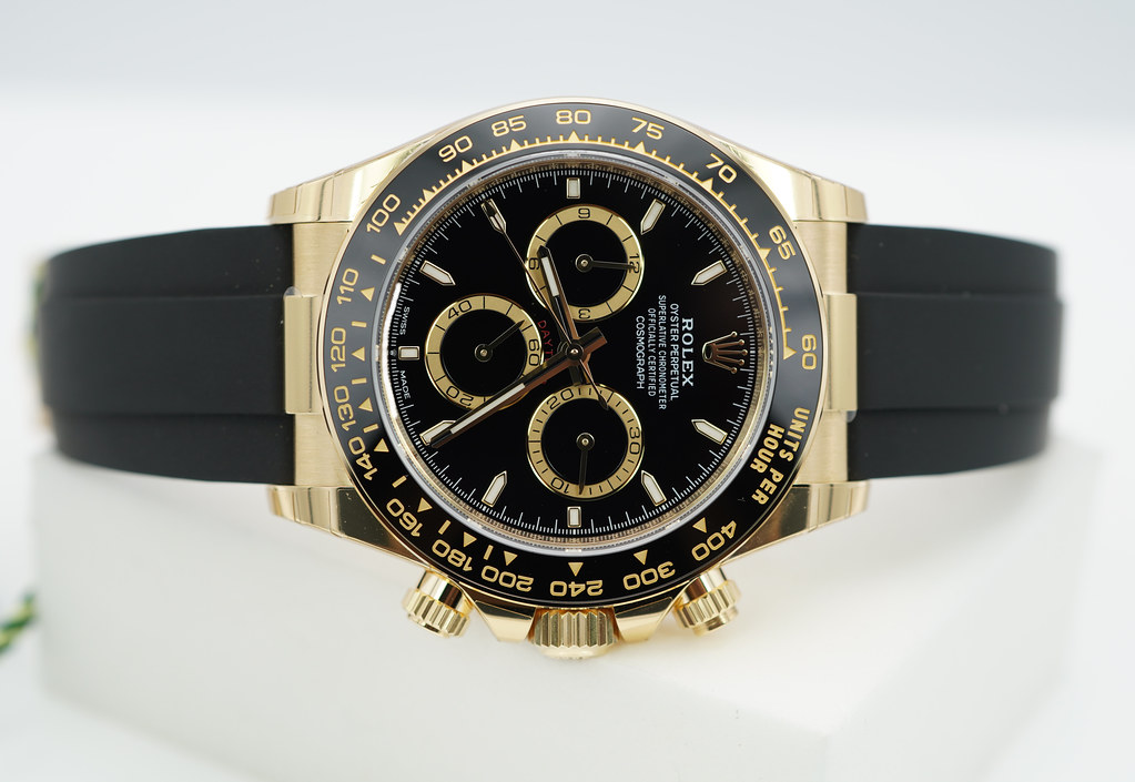 BRAND NEW Rolex 126518LN DAYTONA YELLOW GOLD BLACK DIAL NEW