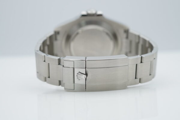 Rolex 226570 EXPLORER 2 BLACK DIAL NEW MODEL 2021 WARRANTY FULL SET - Image 7