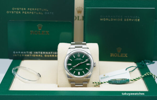 Rolex 126000 OYSTER PERPETUAL 36 GREEN DIAL 2022 WARRANTY FULL SET - Image 2