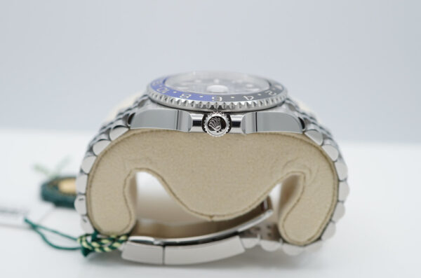 BRAND NEW Rolex 126710BLNR GMT MASTER II BLACK BLUE BEZEL JUBILEE BAND 2023 FULL SET - Image 3