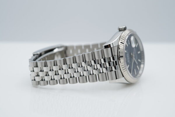 Rolex 126234 DATEJUST 36 FLUTED BEZEL BLUE DIAL JUBILEE BAND 2023 FULL SET - Image 6