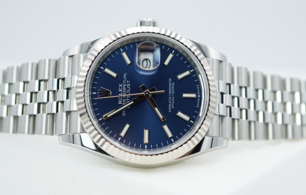 Rolex 126234 DATEJUST 36 FLUTED BEZEL BLUE DIAL JUBILEE BAND 2023 FULL SET - Image 10