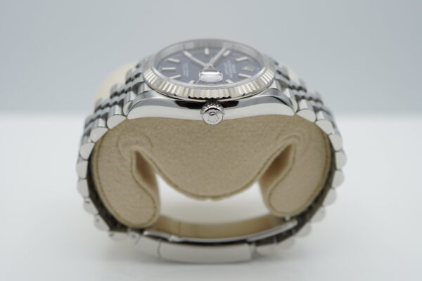 Rolex 126234 DATEJUST 36 FLUTED BEZEL BLUE DIAL JUBILEE BAND 2023 FULL SET - Image 3
