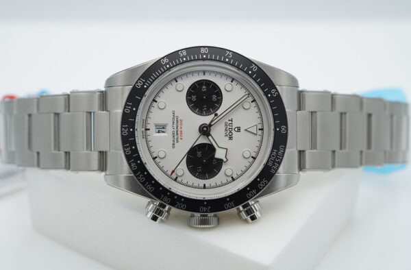 BRAND NEW Tudor 79360N BLACK BAY CHRONOGRAPH WHITE PANDA DIAL 2023 COMPLETE SET - Image 9