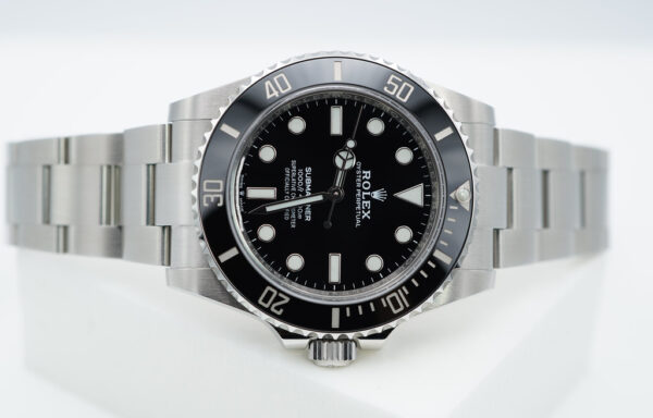 Rolex 124060 SUBMARINER NO DATE 41MM 2021 WARRANTY COMPLETE SET - Image 9