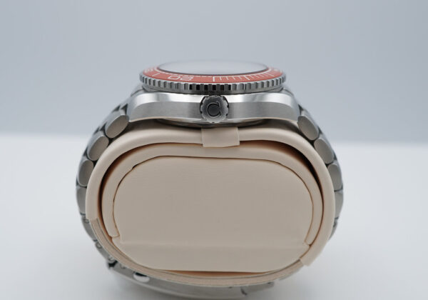 Omega SEAMASTER PLANET OCEAN 600M WHITE DIAL ORANGE BEZEL 2022 FULL SET - Image 3