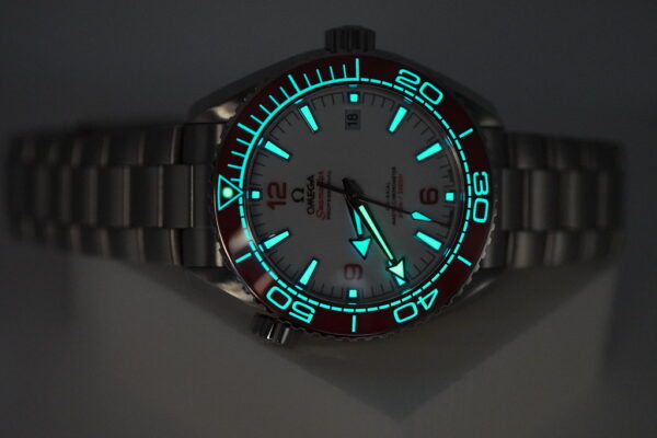 Omega SEAMASTER PLANET OCEAN 600M WHITE DIAL ORANGE BEZEL 2022 FULL SET - Image 11