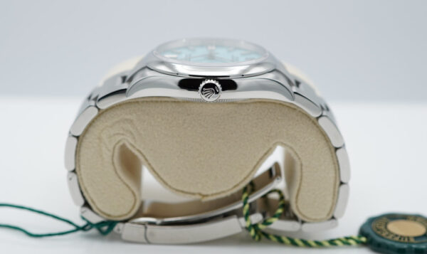 BRAND NEW Rolex 126000 OYSTER PERPETUAL 36 TURQUOISE BLUE DIAL 2023 COMPLETE SET - Image 3