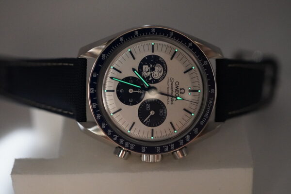MINT Omega SPEEDMASTER SILVER SNOOPY AWARD 50TH ANNIVERSARY 2022 FULL SET - Image 10