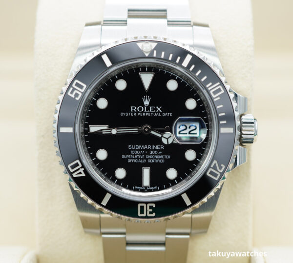 Rolex 116610LN SUBMARINER CERAMIC DATE 40MM 2016 COMPLETE SET