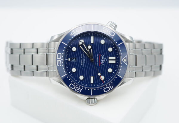 Omega SEAMASTER DIVER 300M CO-AXIAL MASTER STEEL BLUE WAVE DIAL 2023 FULL SET - Image 9