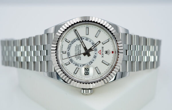 Rolex 336934 SKY-DWELLER WHITE DIAL JUBILEE BAND 2023 WARRANTY FULL SET - Image 9