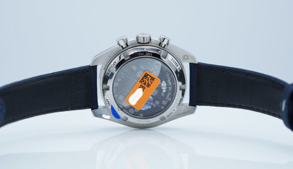 Omega SPEEDMASTER SILVER SNOOPY AWARD 50TH ANNIVERSARY 2023 FULL SET - Image 8