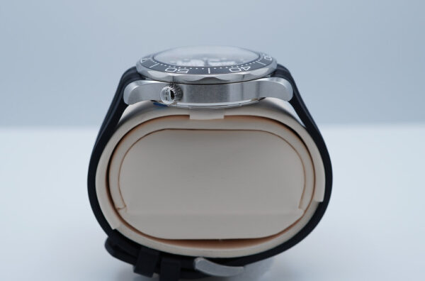 Omega SEAMASTER DIVER 300M WHITE WAVE DIAL RUBBER STRAP 2022 FULL SET - Image 4