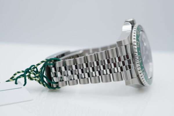 Rolex 126720VTNR GMT MASTER 2 LEFTY BLACK GREEN SPRITE JUBILEE BAND 2023 FULL SET - Image 6