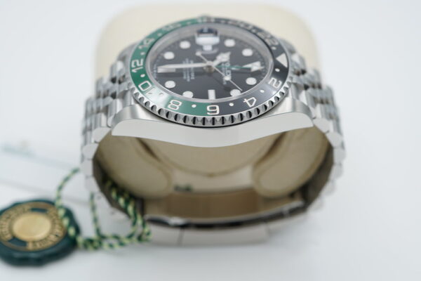 Rolex 126720VTNR GMT MASTER 2 LEFTY BLACK GREEN SPRITE JUBILEE BAND 2023 FULL SET - Image 4