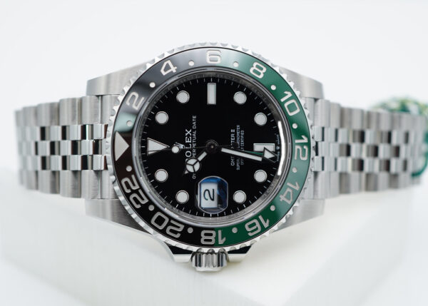 Rolex 126720VTNR GMT MASTER 2 LEFTY BLACK GREEN SPRITE JUBILEE BAND 2023 FULL SET - Image 9