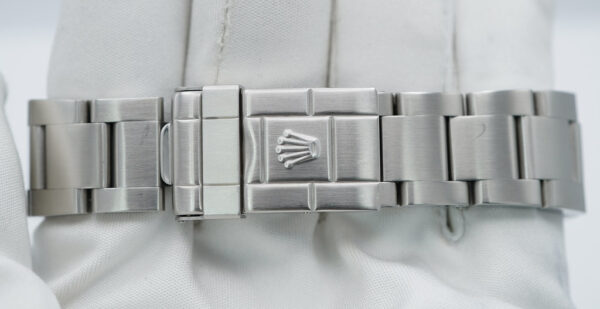 Rolex 16570 EXPLORER II 40MM BLACK DIAL LUG HOLES P SERIAL WARRANTY - Image 7