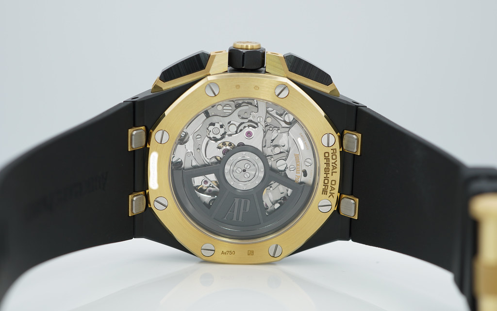 BRAND NEW Audemars PIGUET ROYAL OAK OFFSHORE 26420CE CERAMIC YELLOW GOLD 43MM NEW MODEL FULL SET Takuya Watches