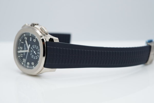 NEW Patek PHILIPPE 5968G AQUANAUT CHRONOGRAPH 18K WHITE GOLD BLUE DIAL FULL SET - Image 6