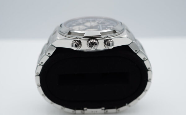 Vacheron CONSTANTIN OVERSEAS CHRONOGRAPH 5500V BLACK DIAL 2023 FULL SET - Image 3