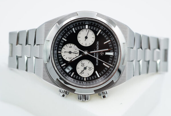 Vacheron CONSTANTIN OVERSEAS CHRONOGRAPH 5500V BLACK DIAL 2023 FULL SET - Image 9