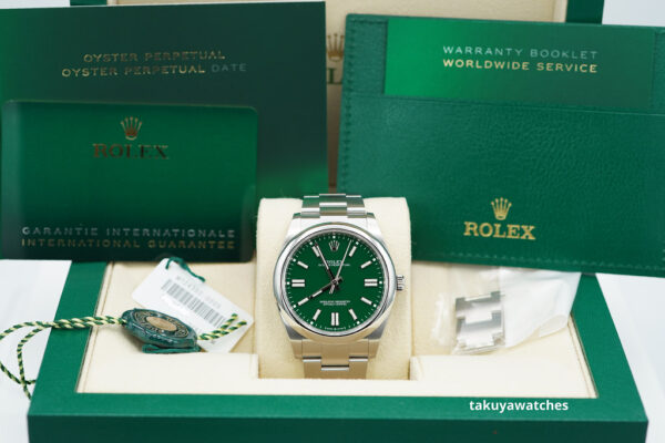 Rolex 124300 OYSTER PERPETUAL 41 GREEN DIAL 2023 WARRANTY COMPLETE SET - Image 2