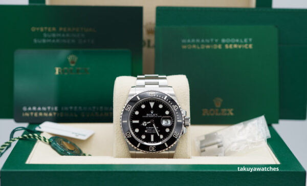 Rolex 126610LN SUBMARINER DATE 41 NEW MODEL 2021 WARRANTY COMPLETE SET - Image 2