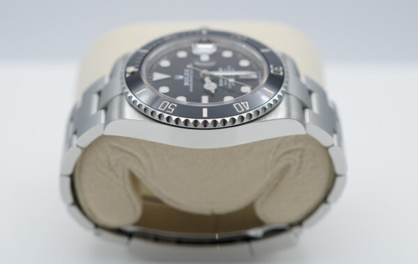 Rolex 126610LN SUBMARINER DATE 41 NEW MODEL 2021 WARRANTY COMPLETE SET - Image 4