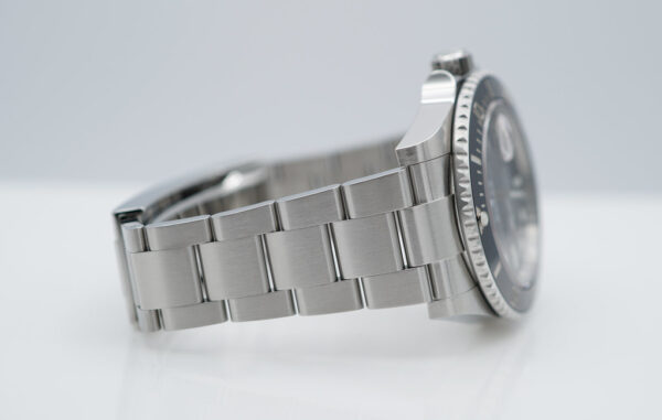 Rolex 126610LN SUBMARINER DATE 41 NEW MODEL 2021 WARRANTY COMPLETE SET - Image 6