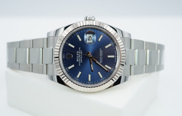 Rolex 126334 DATEJUST 41 FLUTED BEZEL BLUE STICK DIAL OYSTER 2022 COMPLETE SET - Image 10