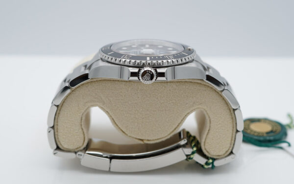 BRAND NEW Rolex 126610LN SUBMARINER DATE 41 NEW MODEL 2023 FULL SET - Image 4