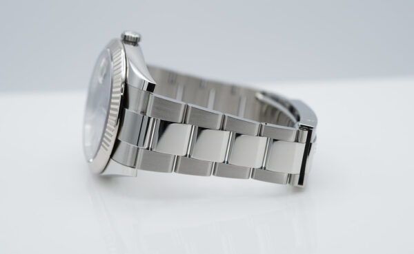 Rolex 126334 DATEJUST 41 FLUTED BEZEL BLUE STICK DIAL OYSTER 2022 COMPLETE SET - Image 5