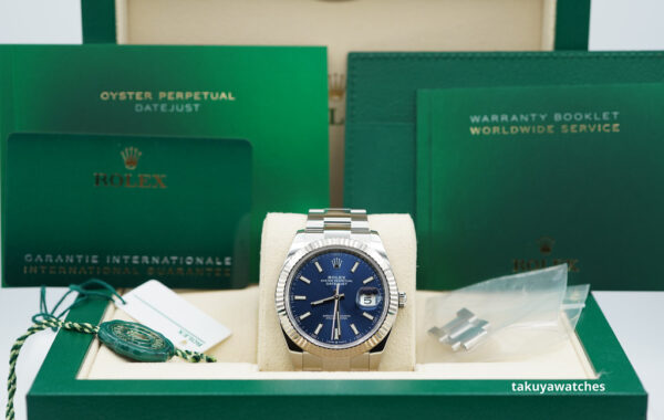 Rolex 126334 DATEJUST 41 FLUTED BEZEL BLUE STICK DIAL OYSTER 2022 COMPLETE SET - Image 2