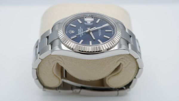 Rolex 126334 DATEJUST 41 FLUTED BEZEL BLUE STICK DIAL OYSTER 2022 COMPLETE SET - Image 4