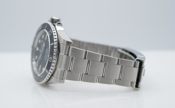 Rolex 124060 SUBMARINER NO DATE 41MM 2021 FULL SET - Image 5