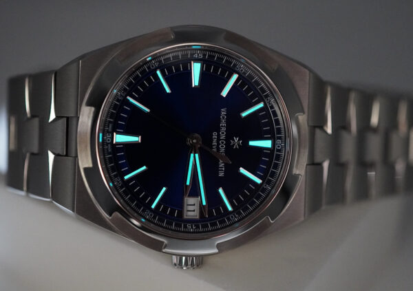 Vacheron CONSTANTIN OVERSEAS 4500V STAINLESS STEEL BLUE DIAL 2021 WARRANTY FULL SET - Image 11
