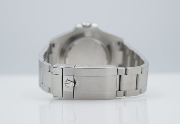 Rolex 226570 EXPLORER 2 POLAR WHITE DIAL NEW MODEL 2021 WARRANTY FULL SET - Image 7