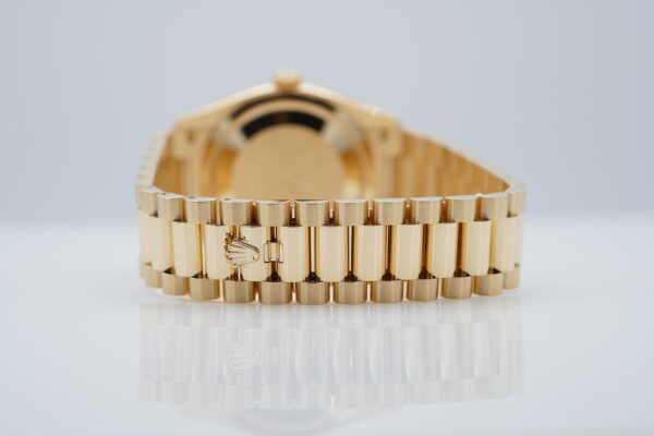 Rolex 128238 DAY DATE 36 YELLOW GOLD WHITE INDEX DIAL 2023 WARRANTY FULL SET - Image 7