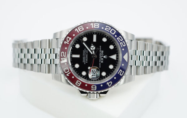 Rolex 126710BLRO PEPSI GMT MASTER II RED BLUE BEZEL JUBILEE 2023 FULL SET - Image 8