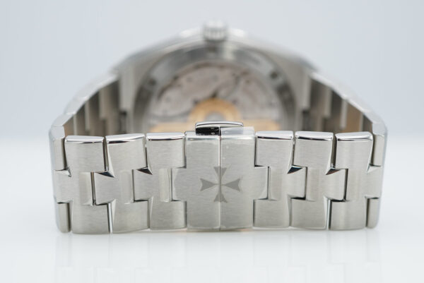Vacheron CONSTANTIN OVERSEAS 4500V STAINLESS STEEL BLUE DIAL 2021 WARRANTY - Image 7