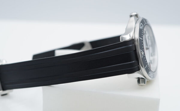 Omega SEAMASTER DIVER 300M WHITE WAVE DIAL BRACELET RUBBER STRAP FULL SET - Image 6