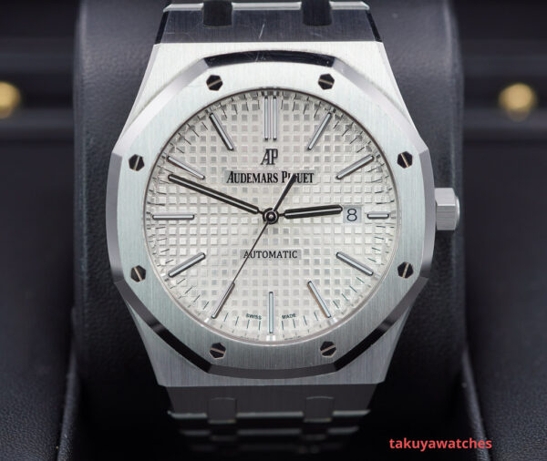 Audemars PIGUET 15400ST ROYAL OAK STAINLESS STEEL WHITE DIAL 41MM 2018 FULL SET